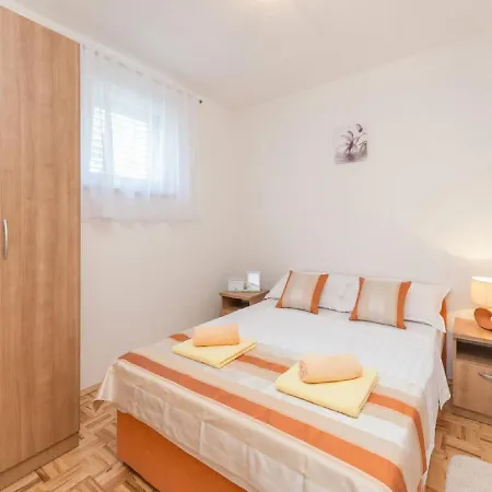 Apartment Lilly Pasman