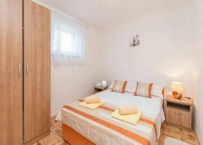 Апартаменты Lilly Пашман